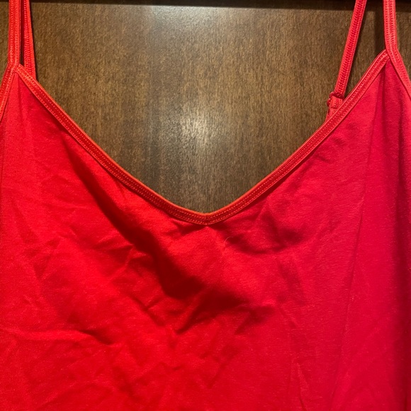 Cabi V-neck cami top style 5067 cinnamon color size large - Picture 2 of 4
